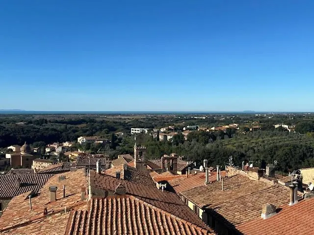 Vila Torre Di Bibbona